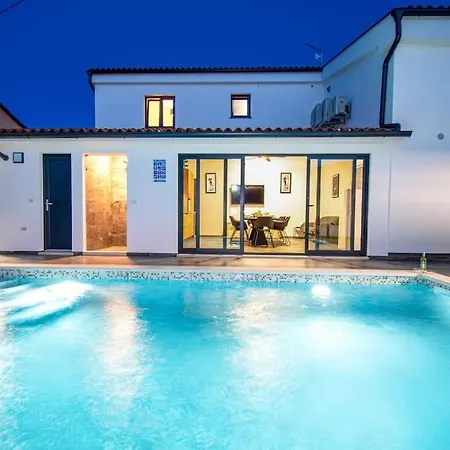 Villa Paradise In