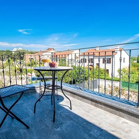 Villa Paradise In Medulin