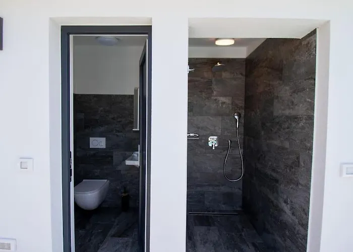 Paradise In * Medulin